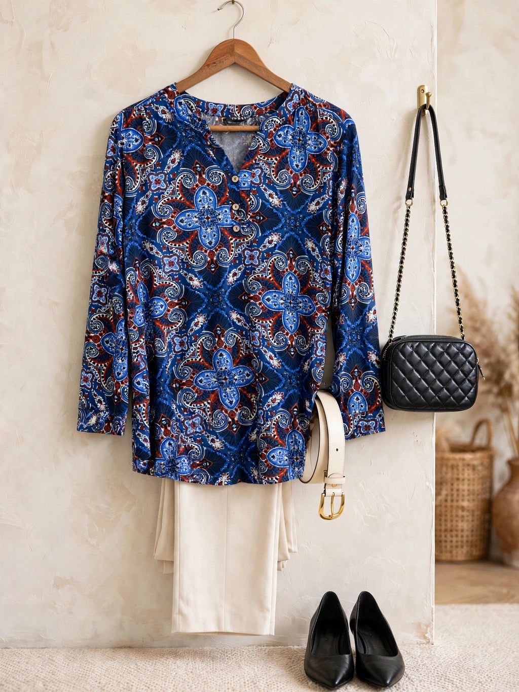 Miladys Blue Medallion Paisley Long Sleeve Blouse - Size Large