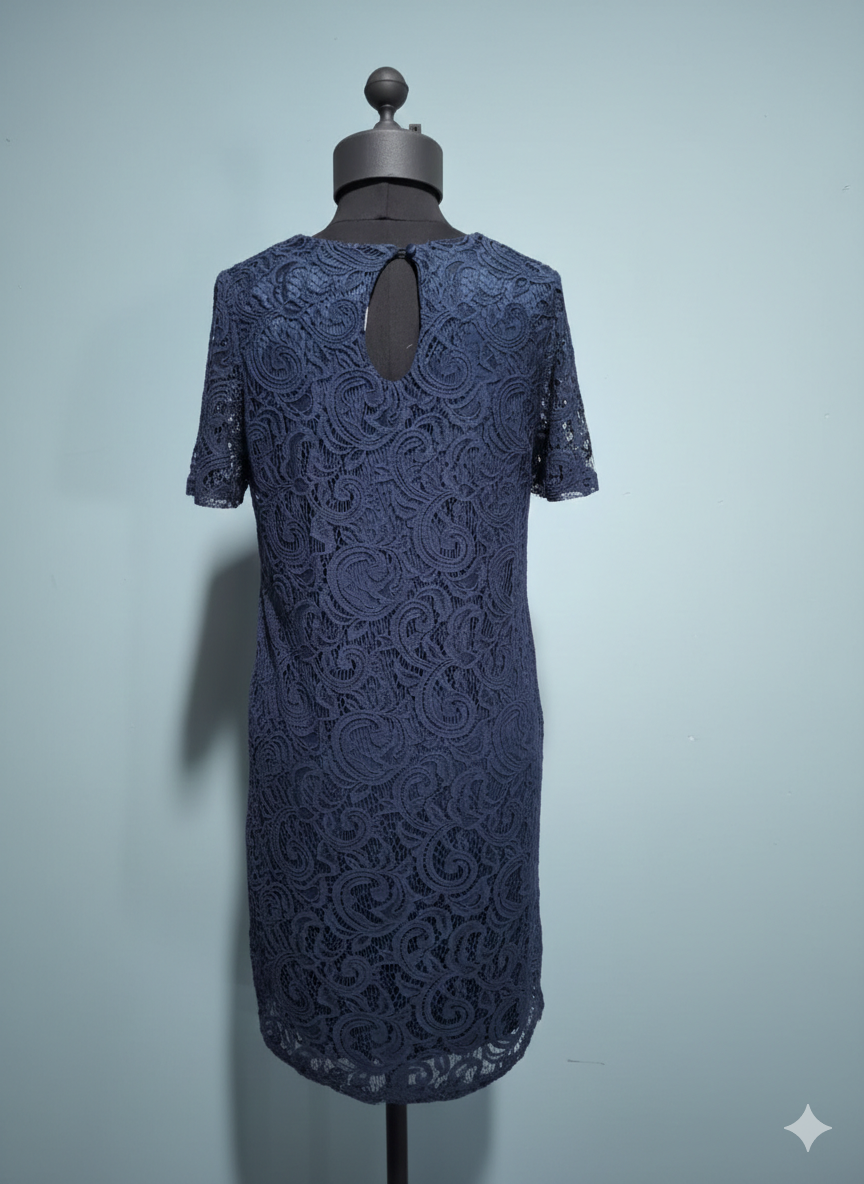 Oakridge Chain-Detail Sheath Dress | Boardroom to Cocktails