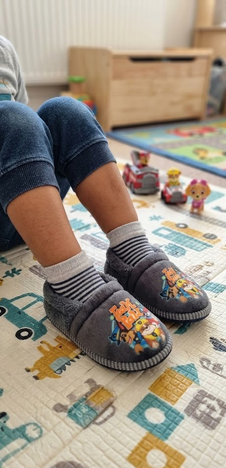 PAW Patrol "Team Paw" Toddler Slippers - Size 5/6 (Excellent Condition)