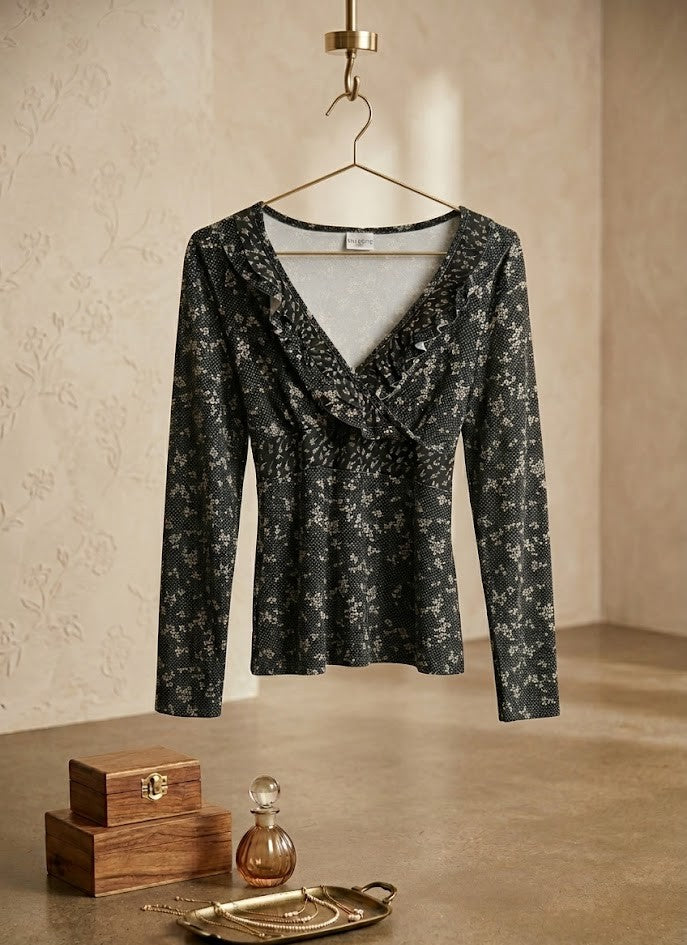 Milady's Elegant Floral Blouse