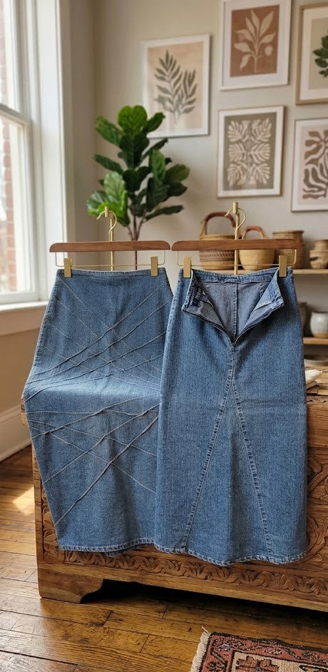 RT & Co. Women’s Blue Denim Midi Skirt – Size 28 – Comfortable Stretch Fit