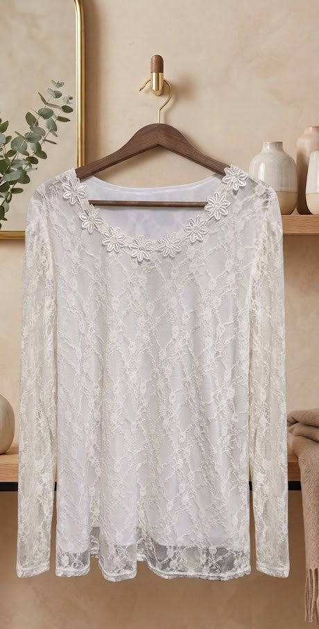 Elegant White Floral Lace Long-Sleeve Blouse – Size 4XL (Excellent Condition)