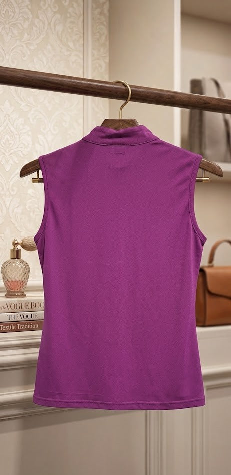 Sophisticated Sleeveless Magenta Blouse with Ruffled Neckline - Small