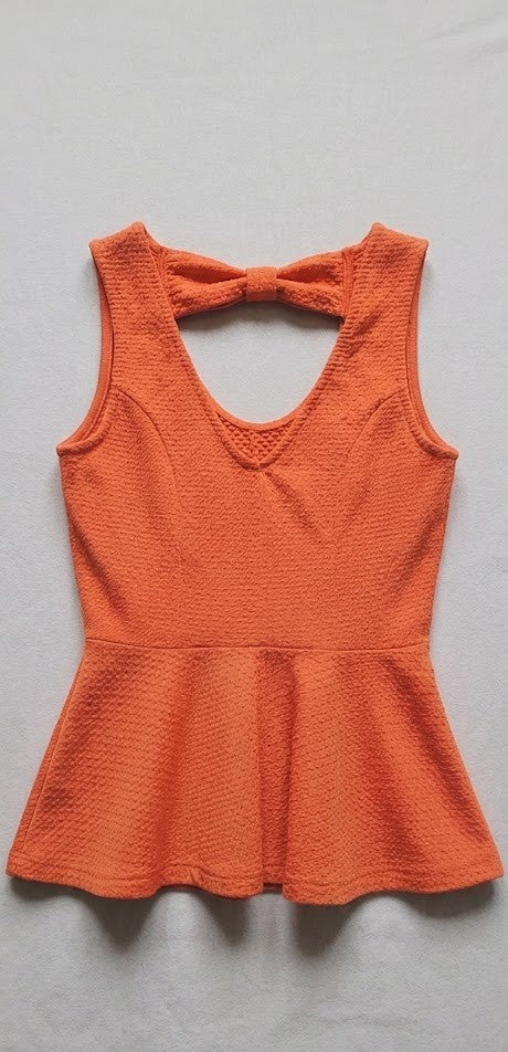 Women's Textured Bow-Back Peplum Blouse