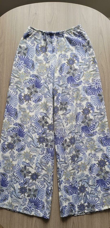 Vintage-Inspired Paisley Wide-Leg Palazzo Pants