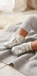 Sparkling Daisy T-Strap Baby Shoes – Silver, Size 3