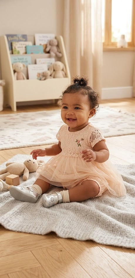 Sparkling Daisy T-Strap Baby Shoes – Silver, Size 3