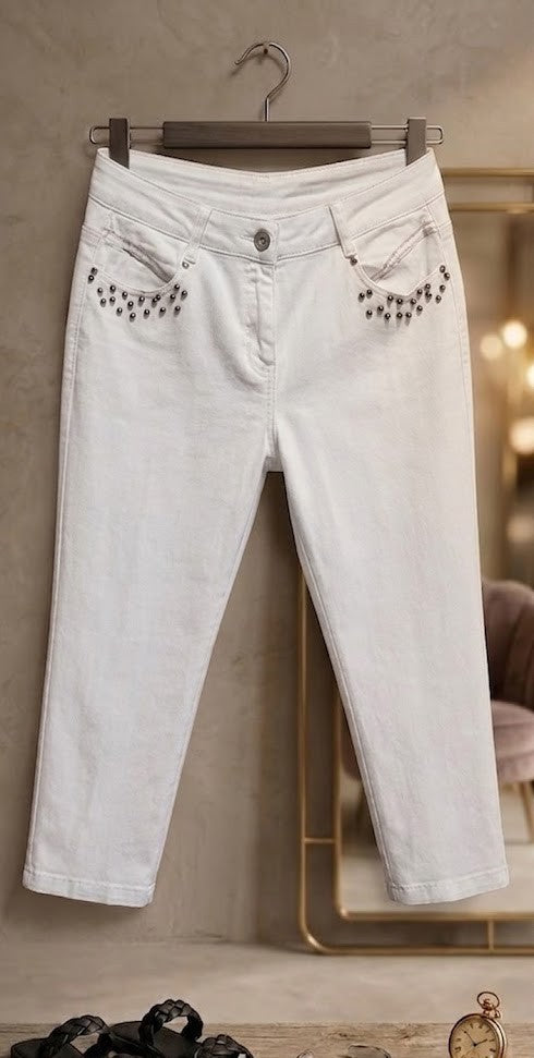 Stylish White Embellished Capri Jeans