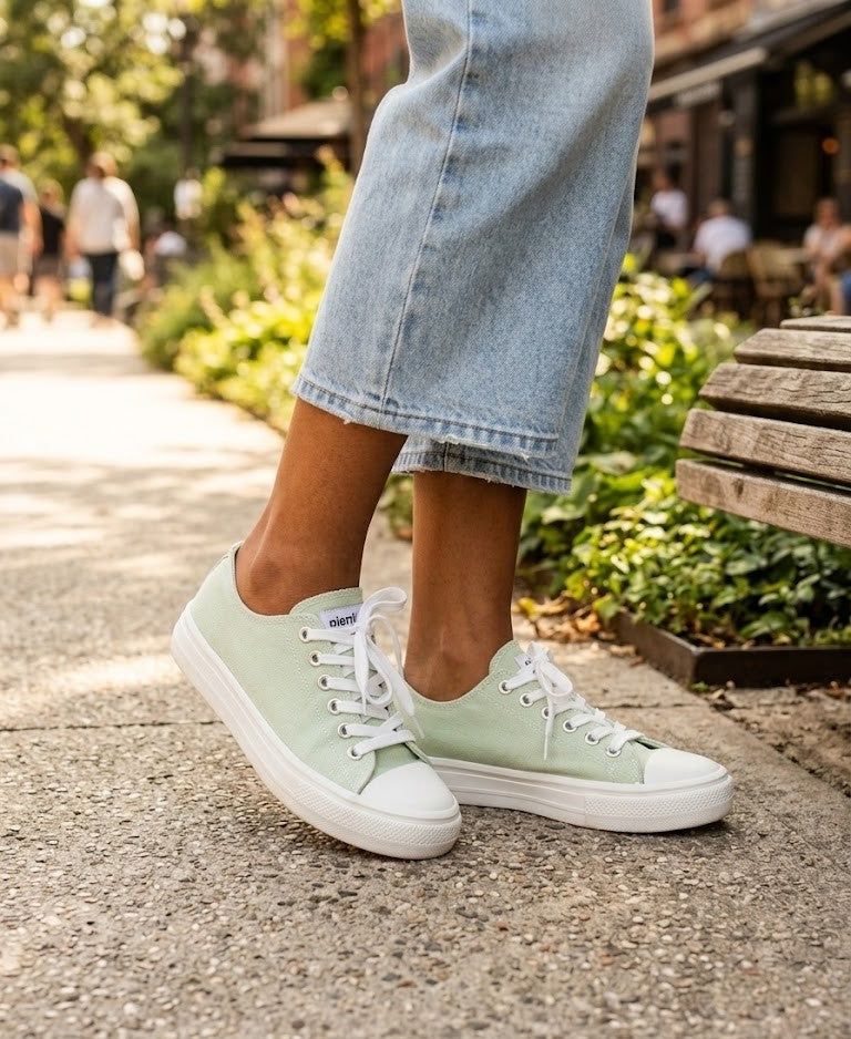 Pierre Cardin Mint Green Canvas Sneakers – Size 7, Excellent Condition