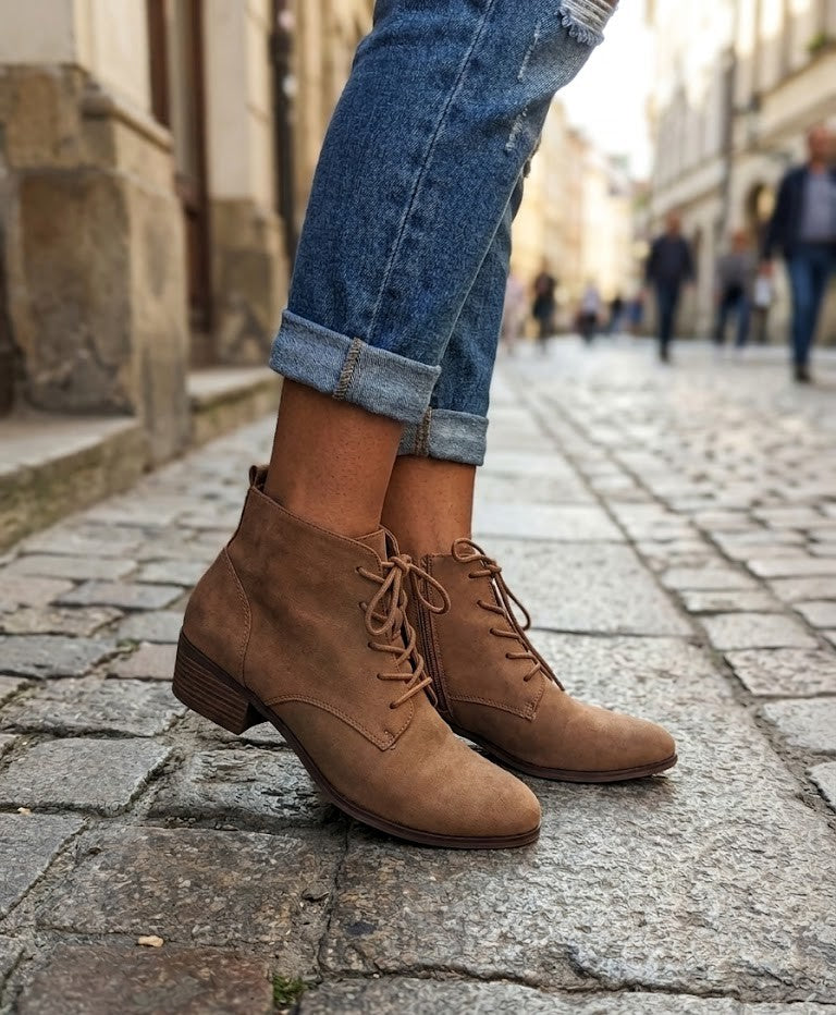 Urban Chic Classic Lace-Up Ankle Boots – Tan Suede, Size 8