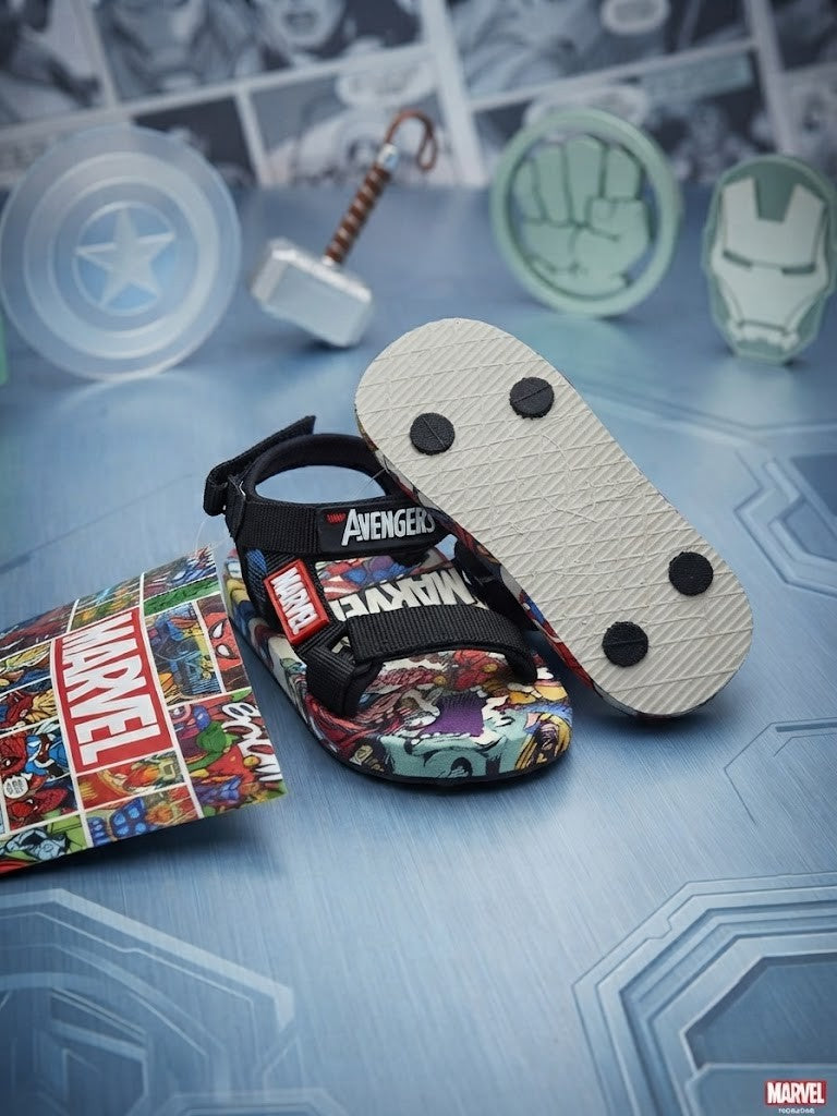 Marvel Avengers Toddler Sandals (Size 4)
