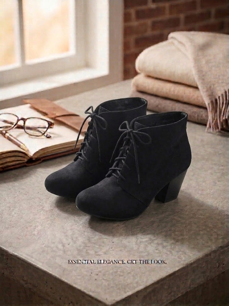 Woolworths Women's Classic Lace-Up Heeled Ankle Boots - Black, Size 6