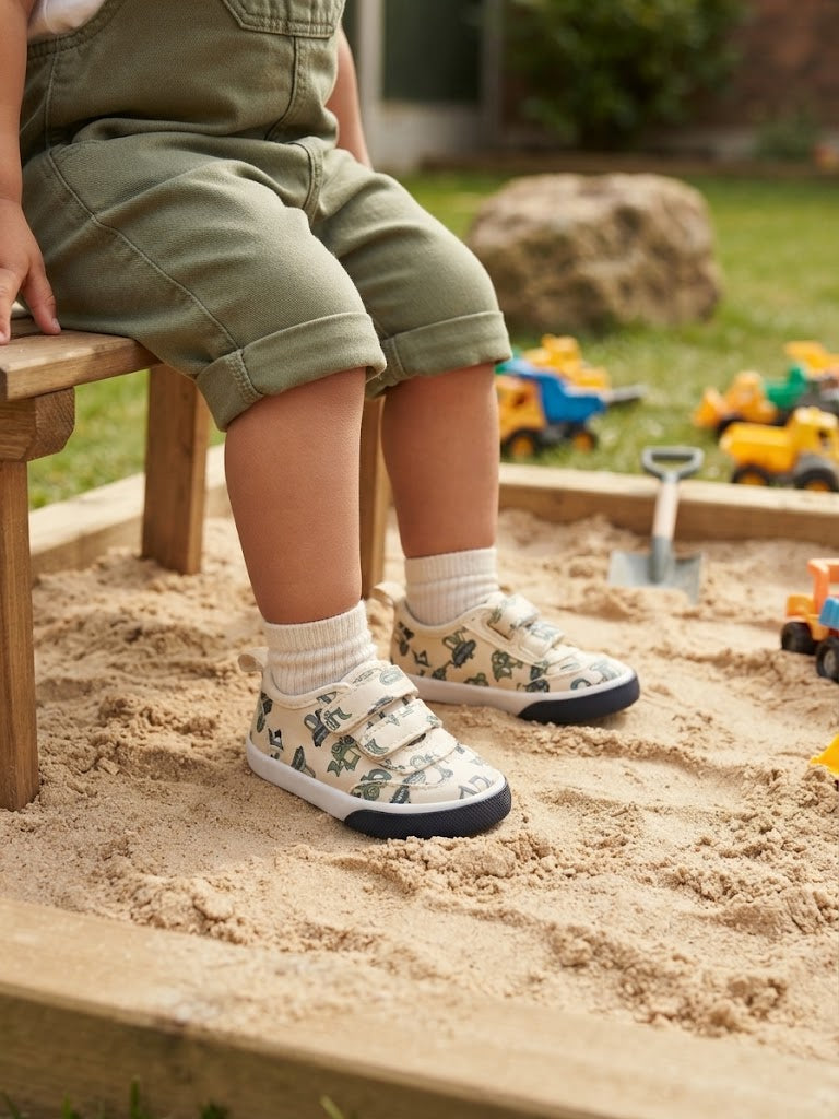Woolworths Toddler Boys Construction Print Casual Shoes – Size 2 / Excellent Condition