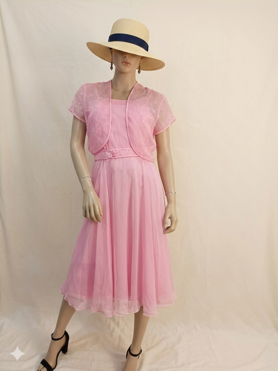 Soft Pink A-Line Cocktail Dress and Lace Shrug Two-Piece Set Soft Pink A-Line Cocktail Dress and Lace Shrug Two-Piece Set